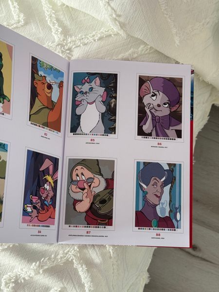 Творчий набір: розмальовка за номерами Coloriages Myst&egrave;res Класика, портрети та 100 акрилові маркери Lyuvie 135 фото