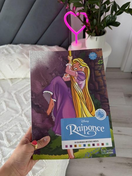 Розмальовка Hachette за номерами Coloriages mysteres Raiponce 181 фото