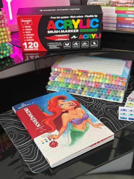 Творчий набір: розмальовка за номерами Coloriages Myst&egrave;res Princesses та 120 акрилові маркери Guangna 231 фото